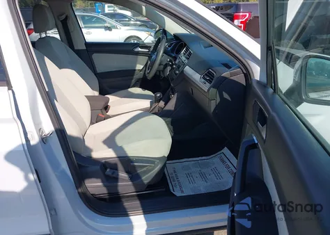 2018 Volkswagen Tiguan 2.0T S из США, поврежденный, VIN 3VV1B7AX2JM026408